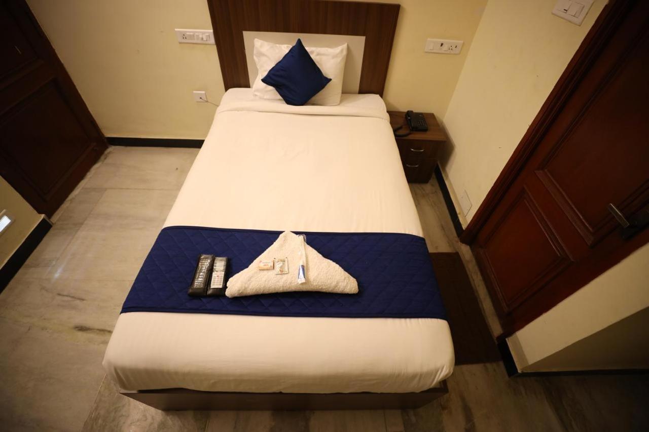 A.R Residency Hotel Chennai Exterior foto